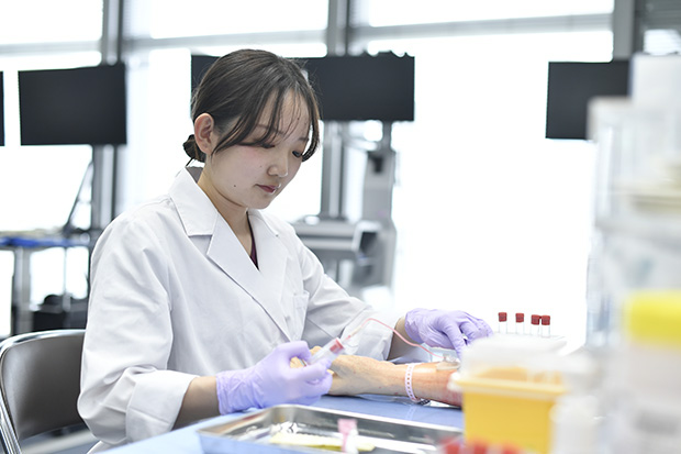 Academics Faculty of Medicine Body 77