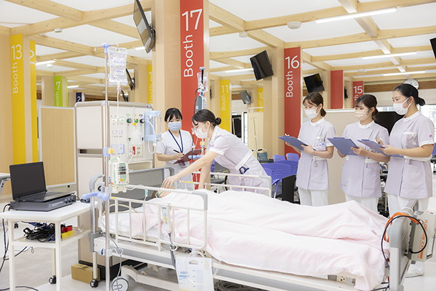 Academics Faculty of Health Care and Nursing Body  (5)