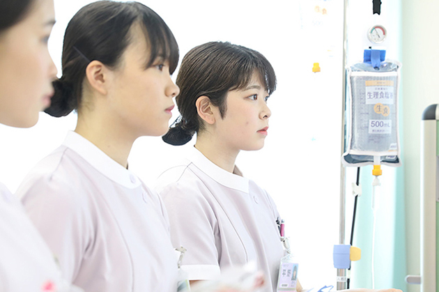 Academics Faculty of Health Care and Nursing Body  (17)