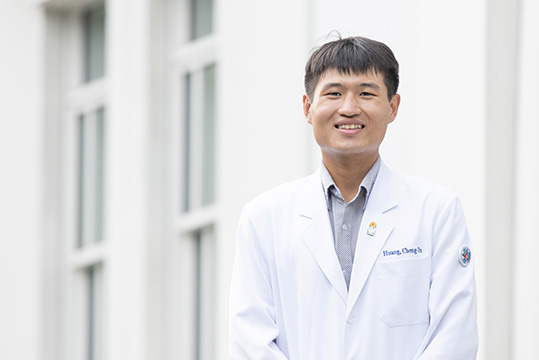 Cheng-Yu Huang