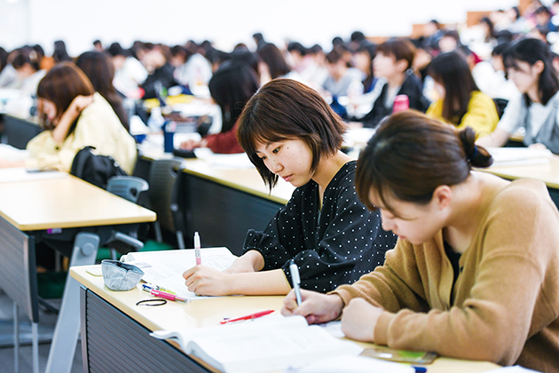 Academics Faculty of Health Care and Nursing Body  (6)